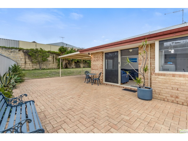 111 St Barnabas Boulevard, Quinns Rocks WA 6030