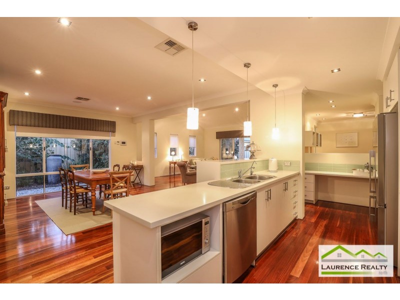 10 Landbeach Boulevard, Butler WA 6036