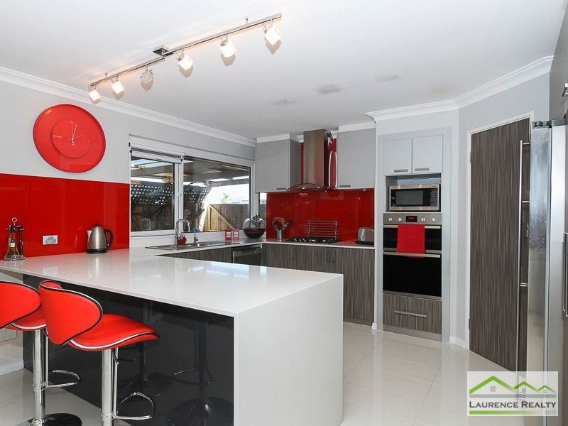 2 Crab Cove, Mindarie WA 6030