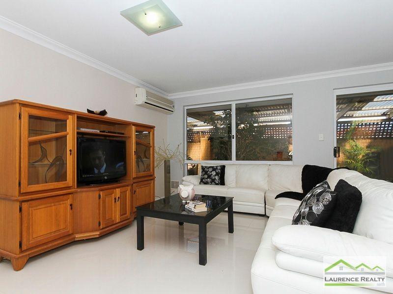 2 Crab Cove, Mindarie WA 6030
