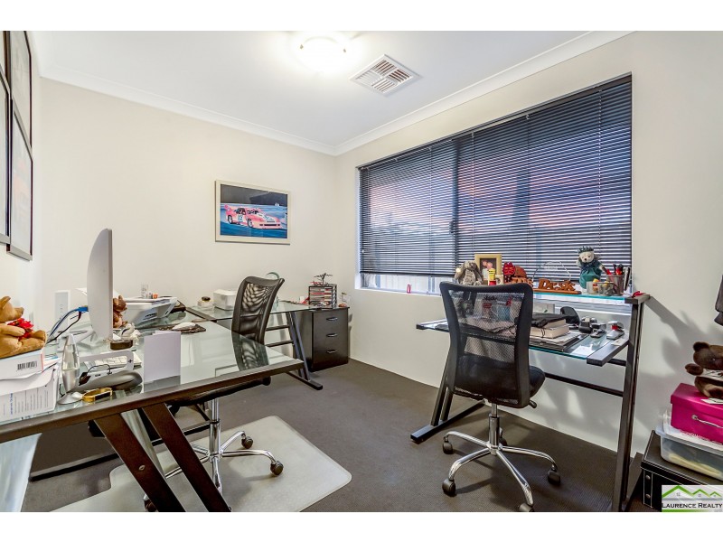 15 Grampians Loop, Yanchep WA 6035