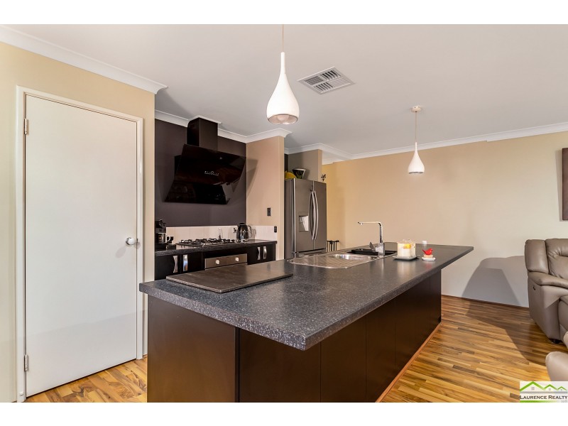 15 Grampians Loop, Yanchep WA 6035