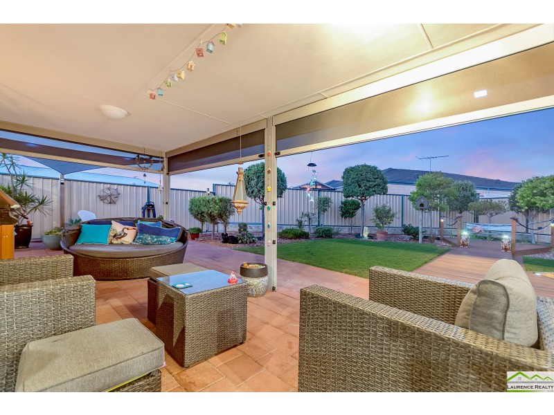 15 Grampians Loop, Yanchep WA 6035