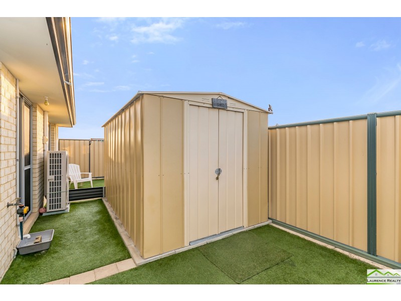 15 Grampians Loop, Yanchep WA 6035