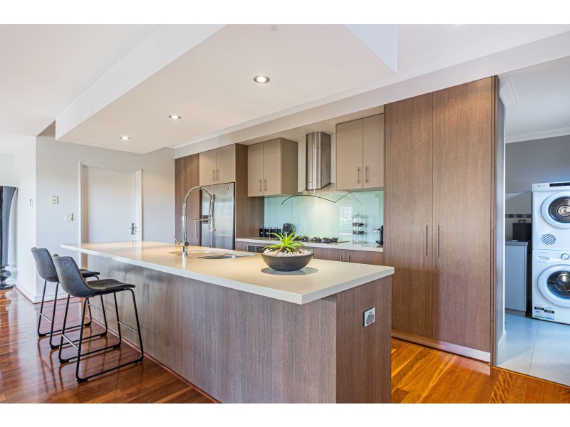 2 Itea Place, Mindarie WA 6030