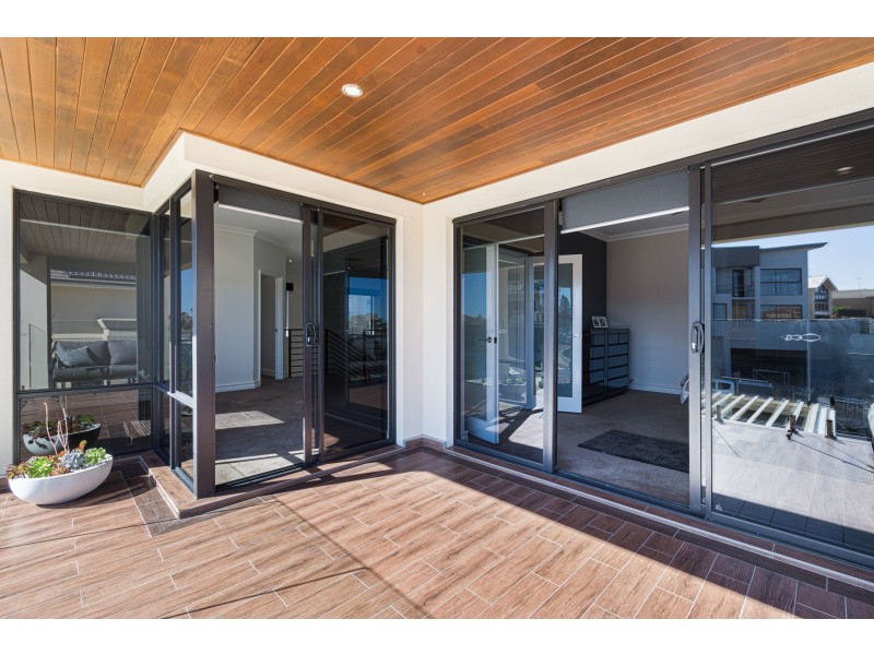 2 Itea Place, Mindarie WA 6030