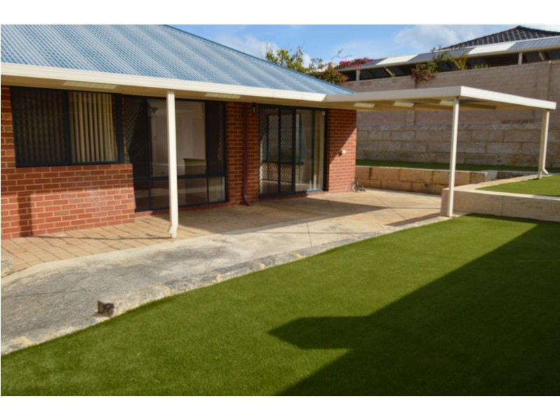 17 Antibes Court, Mindarie WA 6030