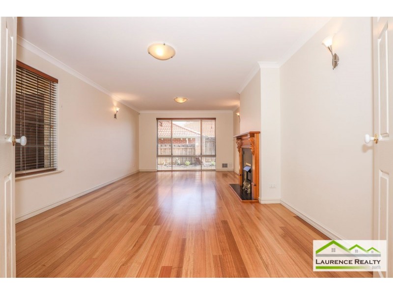 17 Whitby Close, Mindarie WA 6030