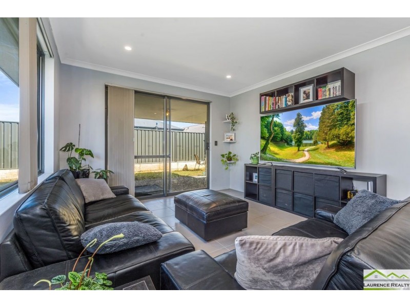 56 Mebbin Grove, Yanchep WA 6035