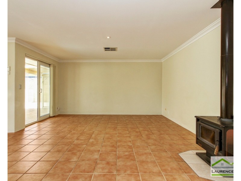 9 Picton Court, Mindarie WA 6030