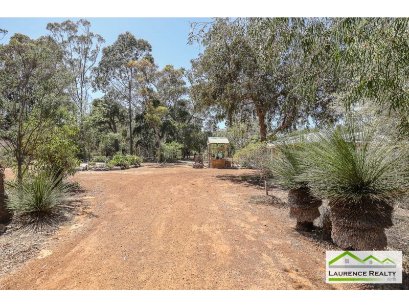 90 Birdwood Drive, Woodridge WA 6041