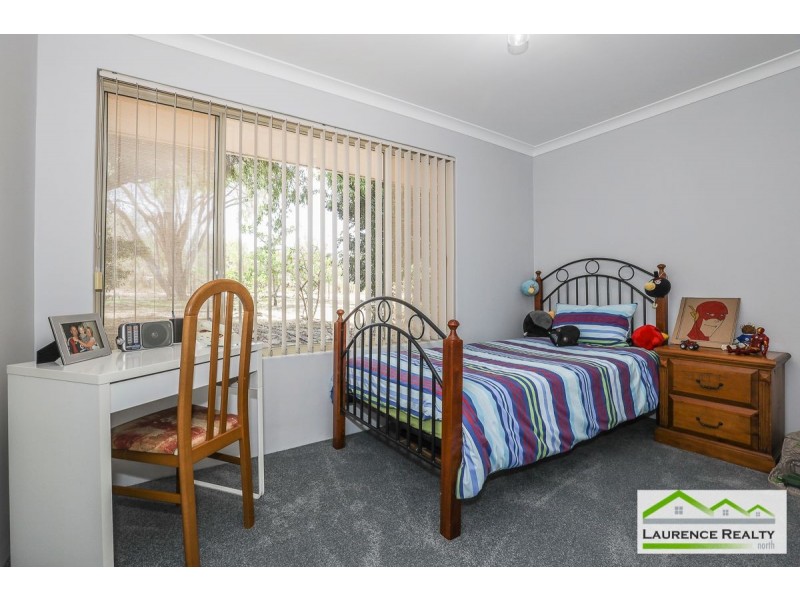 90 Birdwood Drive, Woodridge WA 6041