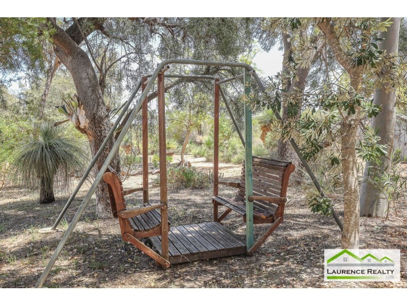 90 Birdwood Drive, Woodridge WA 6041