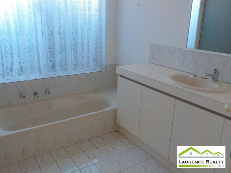 18 Rio Marina Way, Mindarie WA 6030