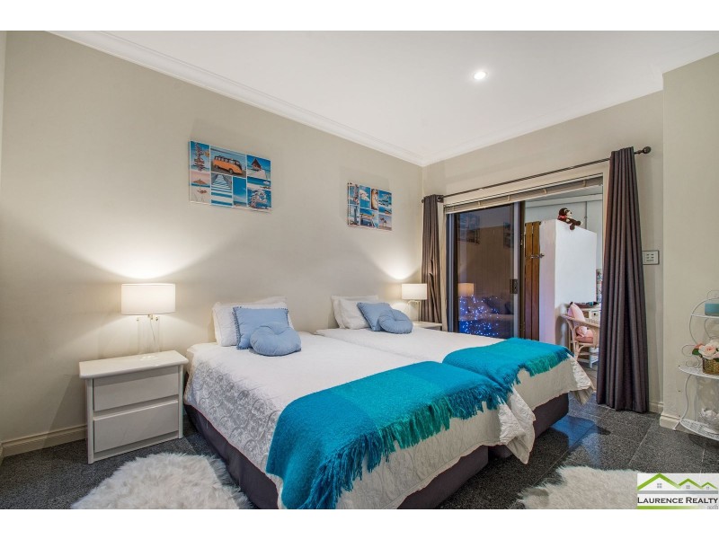 41 Clarecastle Retreat, Mindarie WA 6030