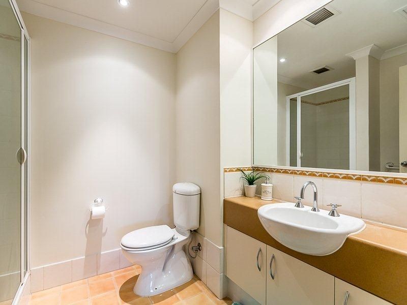 11/14 Itea Place, Mindarie WA 6030