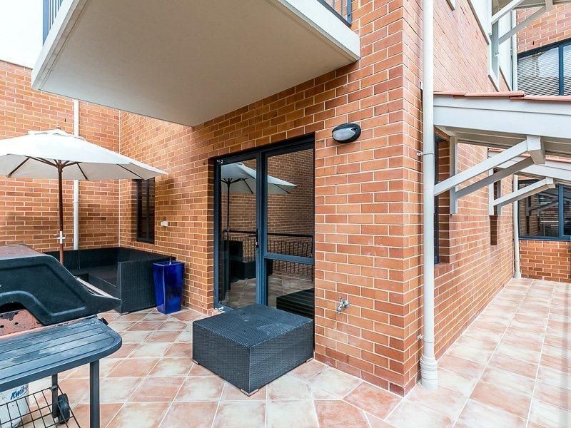 11/14 Itea Place, Mindarie WA 6030