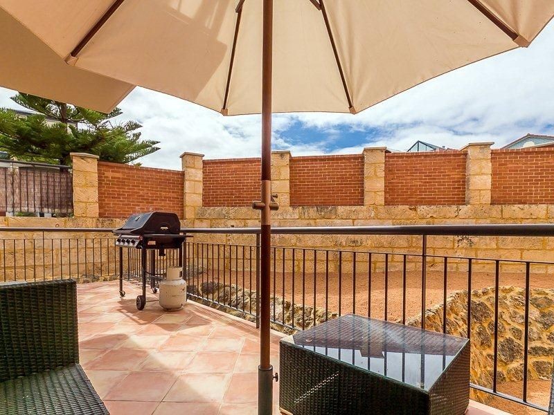 11/14 Itea Place, Mindarie WA 6030