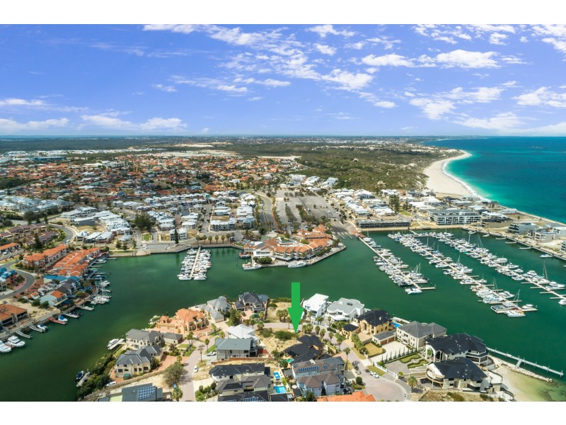 34B Clarecastle Retreat, Mindarie WA 6030