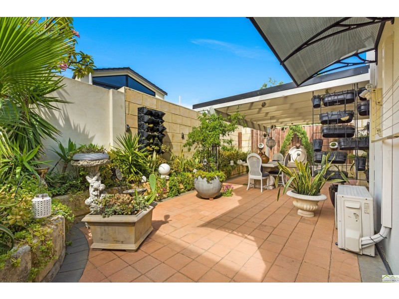 38 Clarecastle Retreat, Mindarie WA 6030