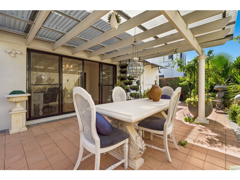 38 Clarecastle Retreat, Mindarie WA 6030