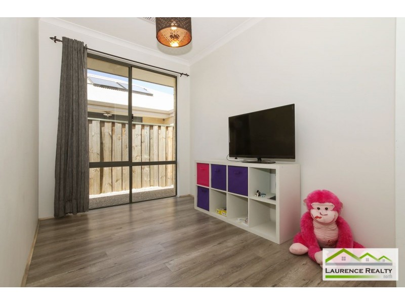 25 Lindberg Boulevard, Ellenbrook WA 6069