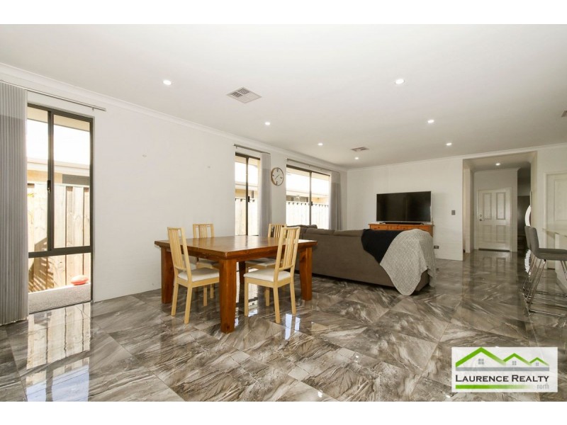 25 Lindberg Boulevard, Ellenbrook WA 6069