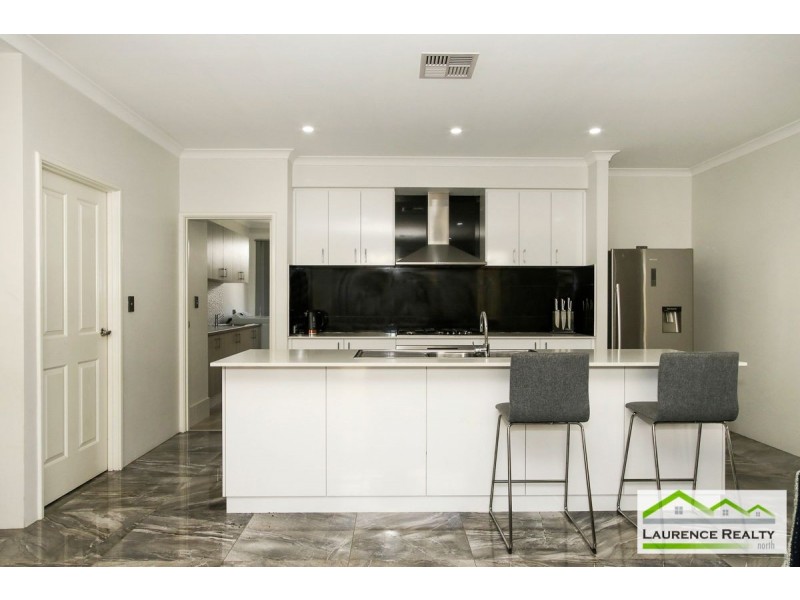 25 Lindberg Boulevard, Ellenbrook WA 6069