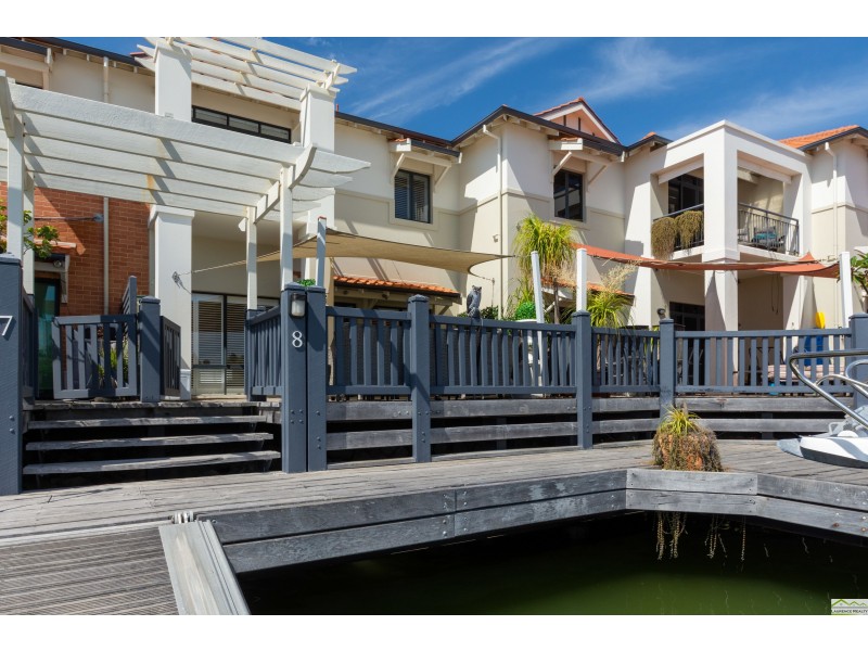 8/14 Itea Place, Mindarie WA 6030