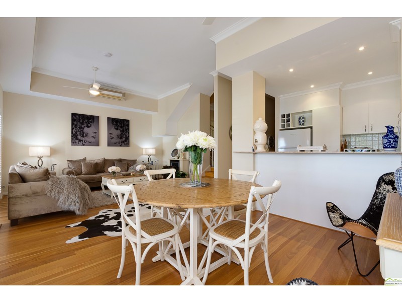 8/14 Itea Place, Mindarie WA 6030