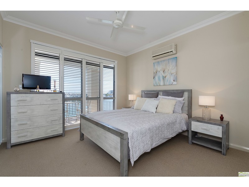 8/14 Itea Place, Mindarie WA 6030