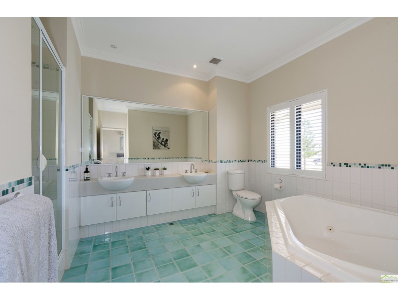 8/14 Itea Place, Mindarie WA 6030