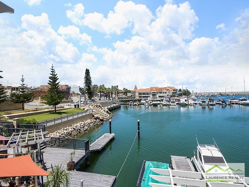 8/14 Itea Place, Mindarie WA 6030