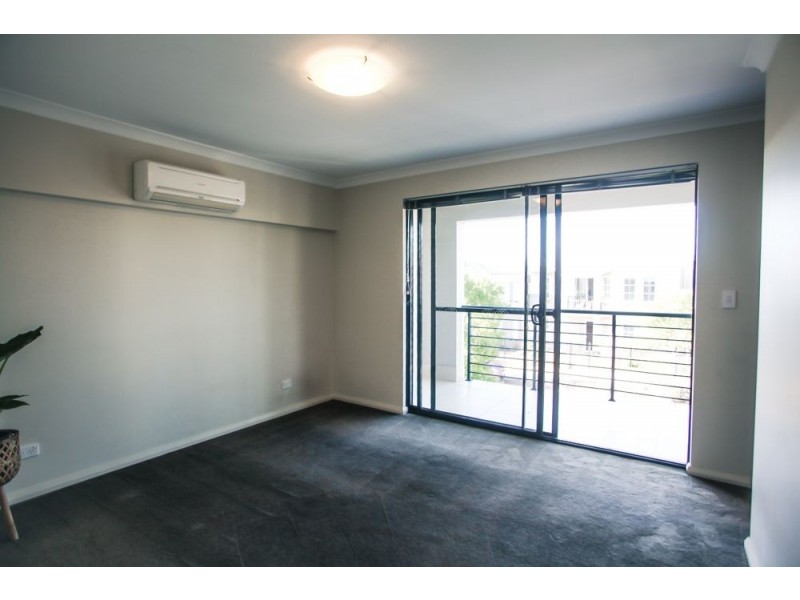 21 Gaudi Way, Clarkson WA 6030