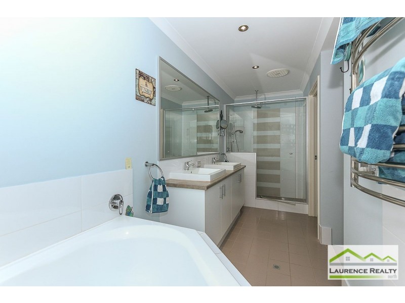 20 Seaspray Crescent, Jindalee WA 6036