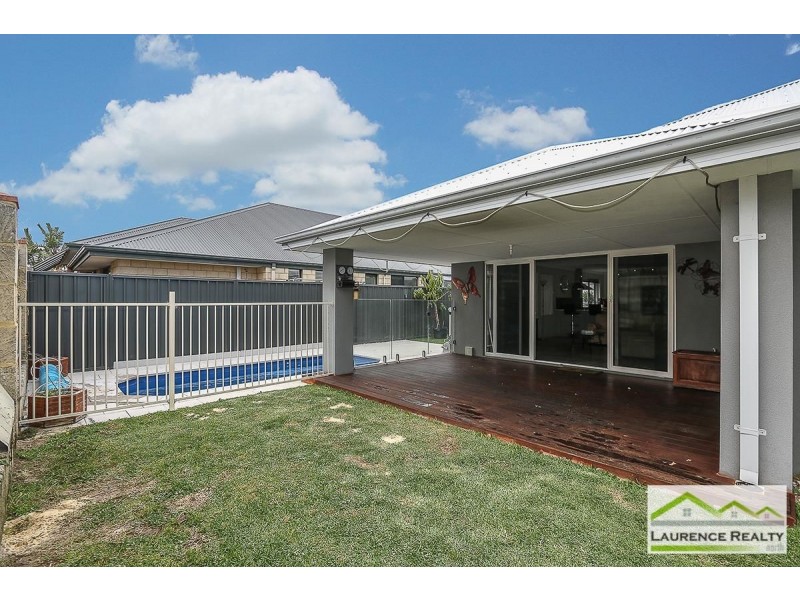 20 Seaspray Crescent, Jindalee WA 6036