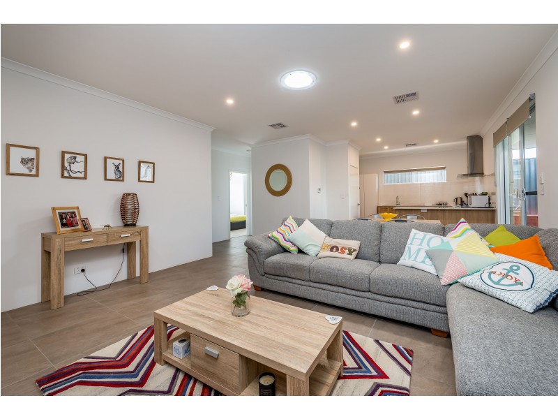 3 Rugosa Lane, Jindalee WA 6036