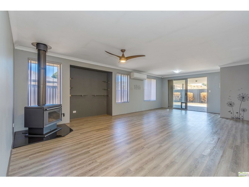 5 Brassie Terrace, Yanchep WA 6035