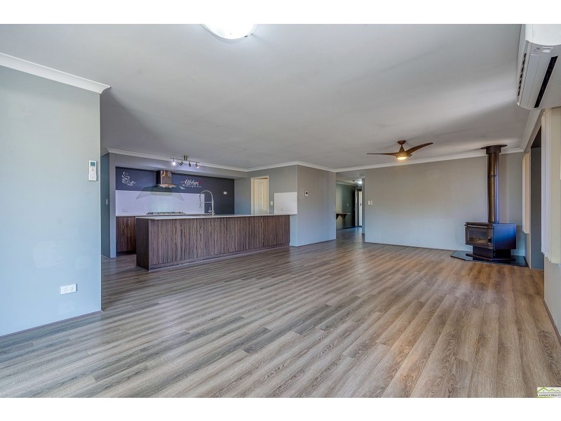 5 Brassie Terrace, Yanchep WA 6035