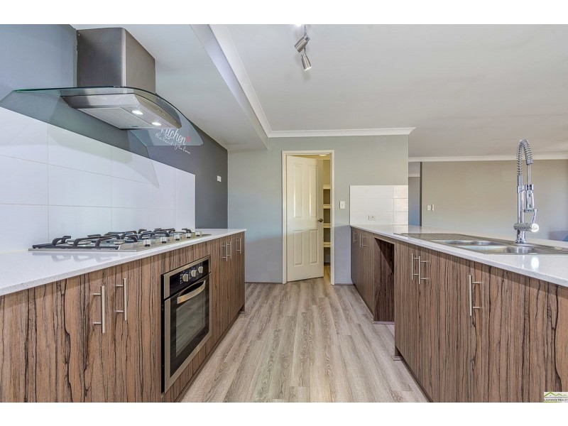 5 Brassie Terrace, Yanchep WA 6035