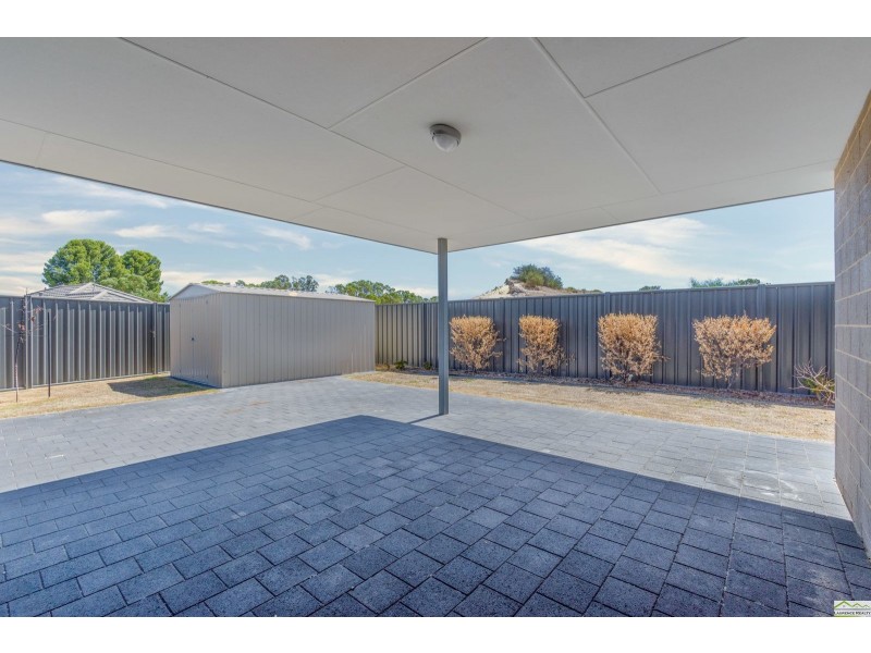 5 Brassie Terrace, Yanchep WA 6035