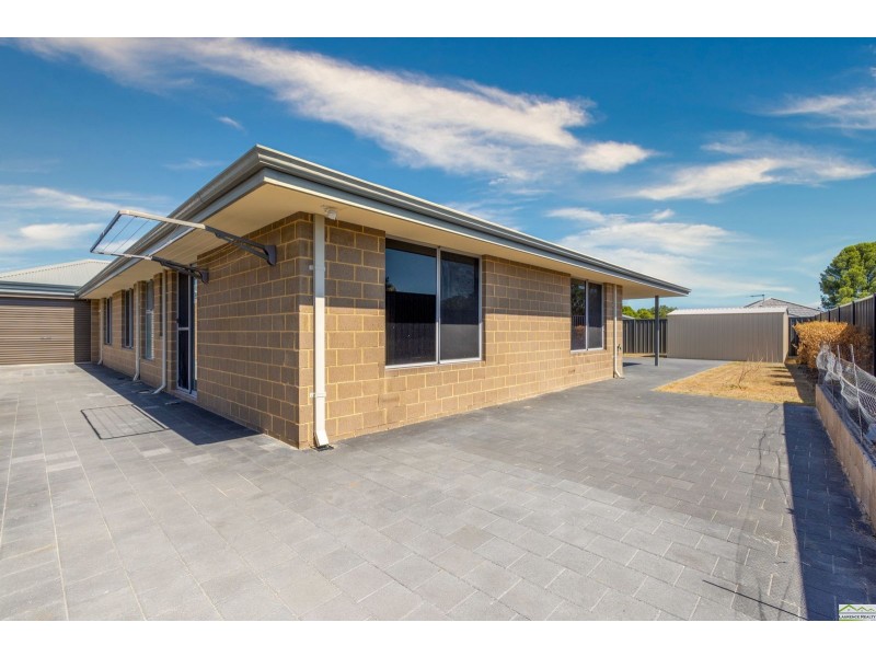 5 Brassie Terrace, Yanchep WA 6035