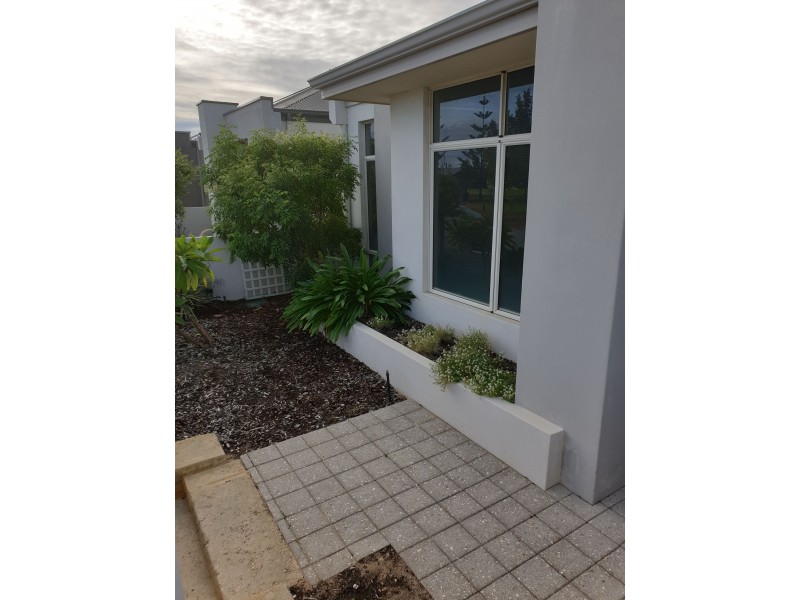 15 Dania Way, Butler WA 6036