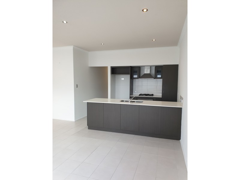 15 Dania Way, Butler WA 6036