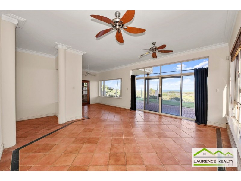 8 Chalmers Court, Mindarie WA 6030
