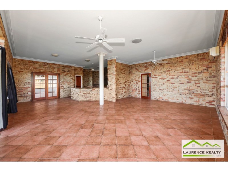 8 Chalmers Court, Mindarie WA 6030