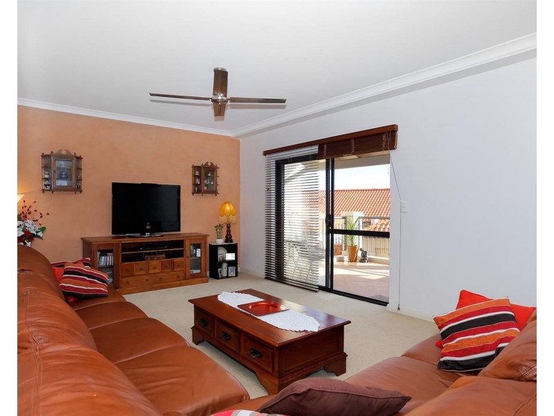 12/14 Itea Place, Mindarie WA 6030
