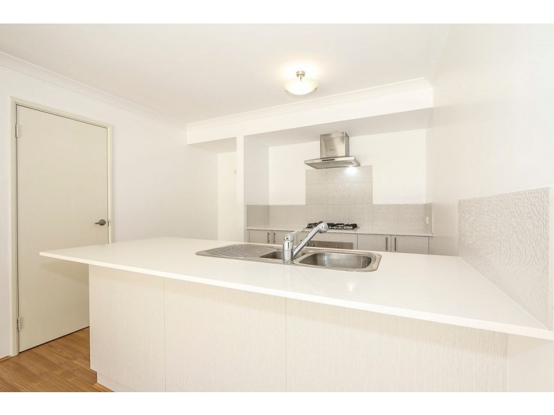 4 Crowned Way, Alkimos WA 6038