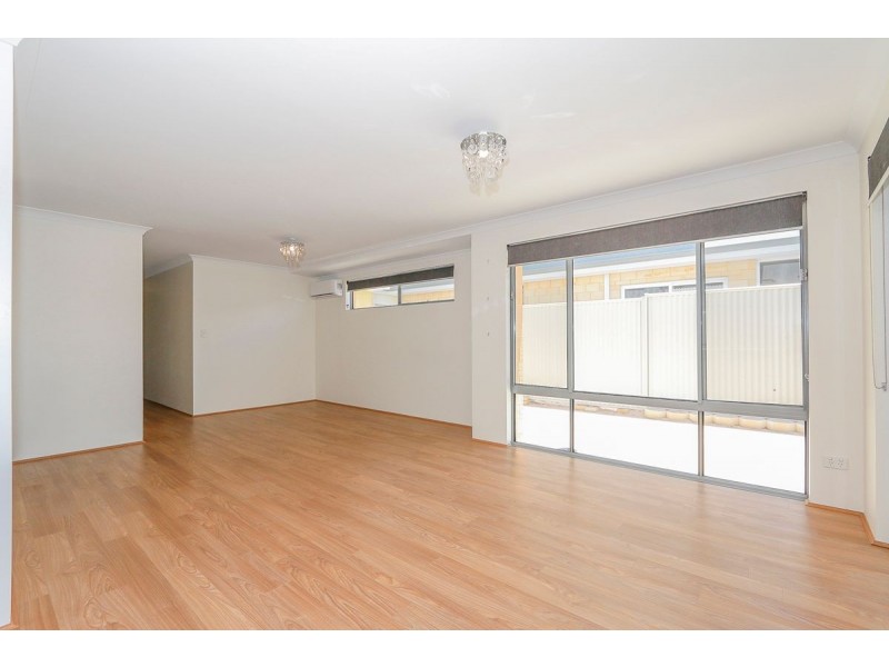 4 Crowned Way, Alkimos WA 6038