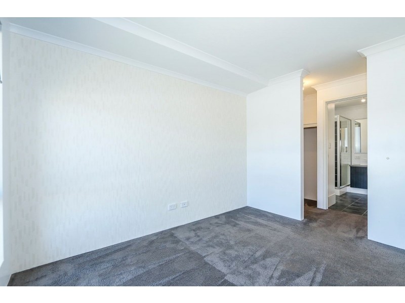 4 Crowned Way, Alkimos WA 6038